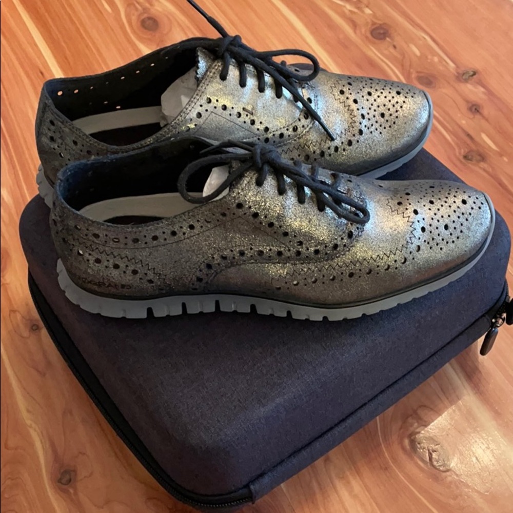 Women’s Cole Haan ZeroGrand shoes size 6.5 in gold
